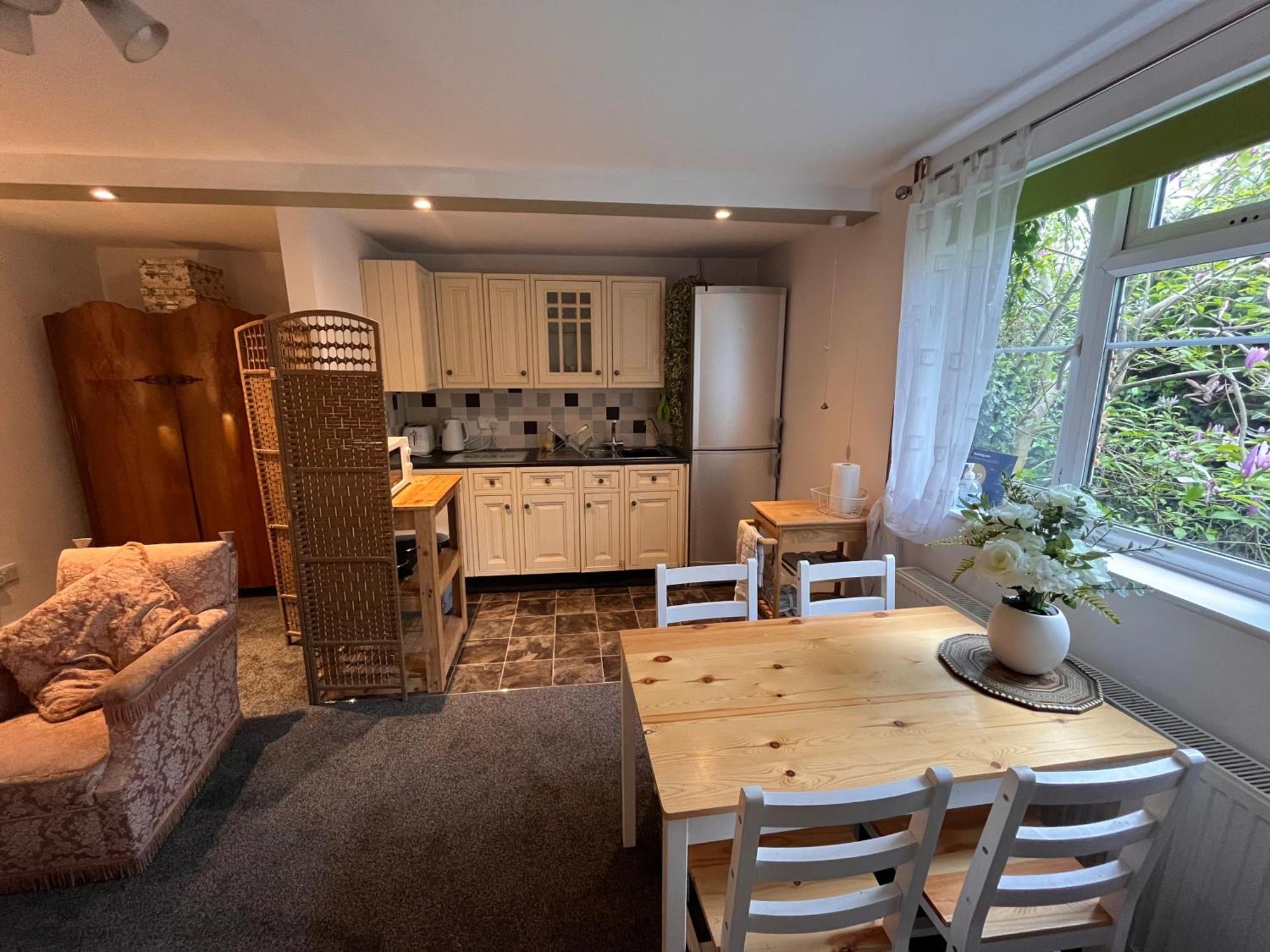 Mile End The Annexe - 10 Howards Croft מראה חיצוני תמונה